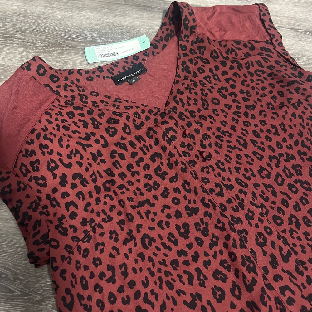 Women’s blouse